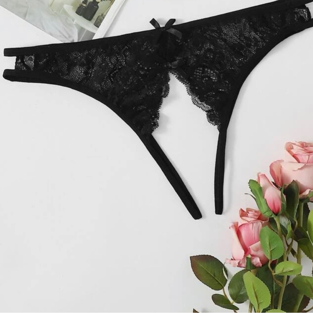 **SOLD**SOLD**SOLD**NEW black lace crotchless panty! Sexy!